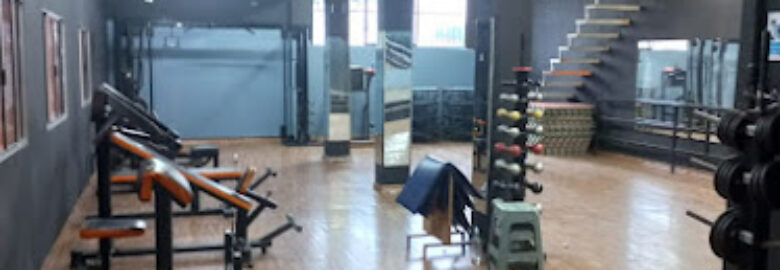 Academia Black Fitnes 2.0