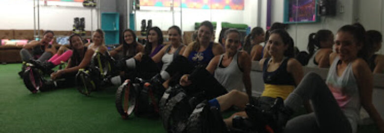 Studio Kangoo Bom Fim