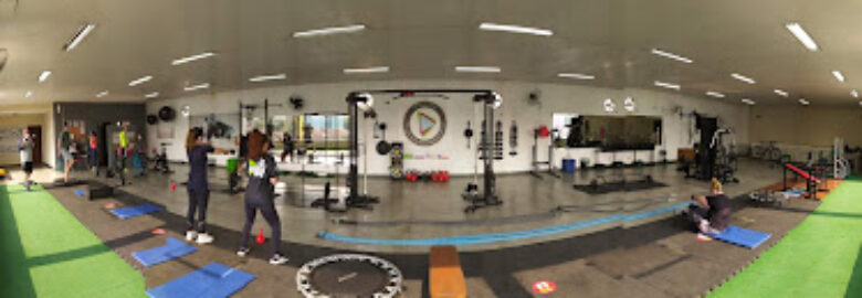 ACADEMIA INVICTUS Personal trainer, Crosstraining e Musculação