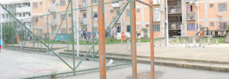 Square Strong of Street
