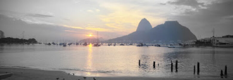 Praça de calistenia (enseada de Botafogo)