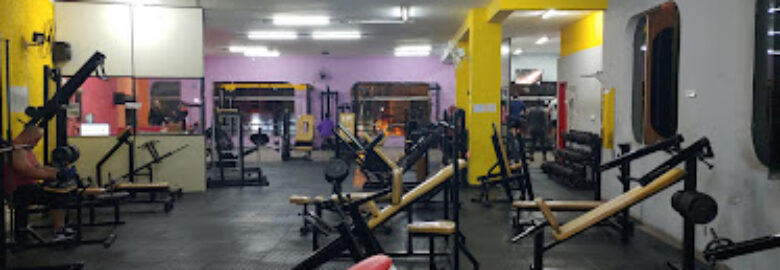 Academia de Musculação Step By Step