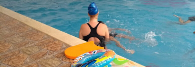 ESCOLA DE NATAÇÃO