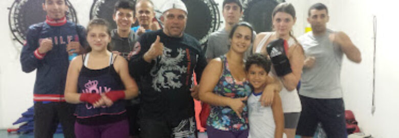 Academia Performance Fitness