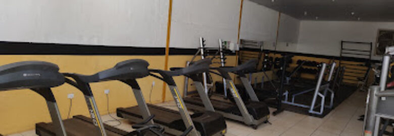 GOLD’S GYM ACADEMIA