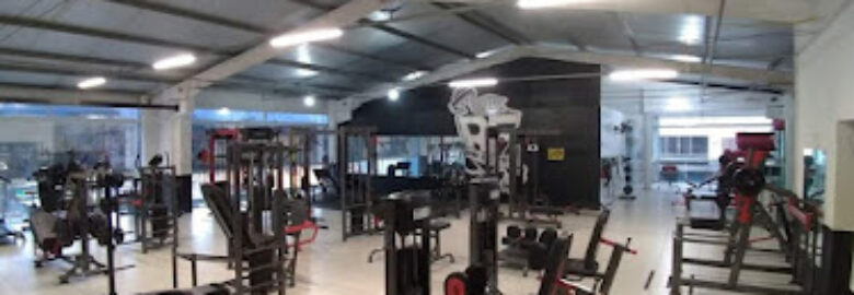 Academia Black fitness