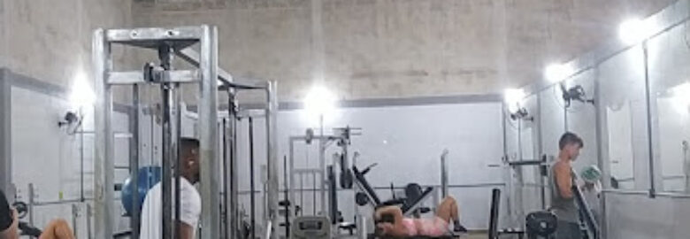 Heavy Trainer Academia