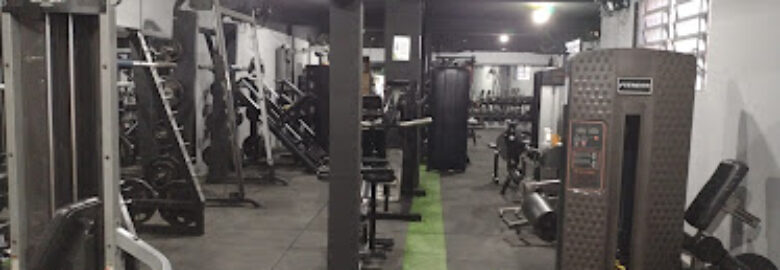 Up Fit Academia